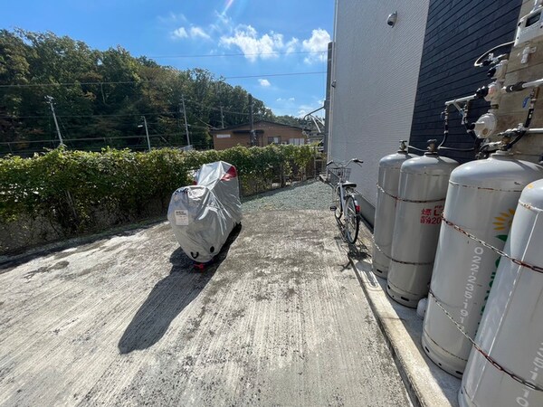 バイク置き場