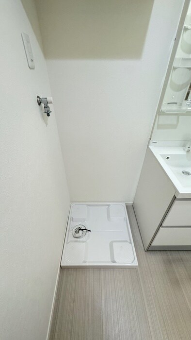 物件内観写真13　(洗濯機置場)