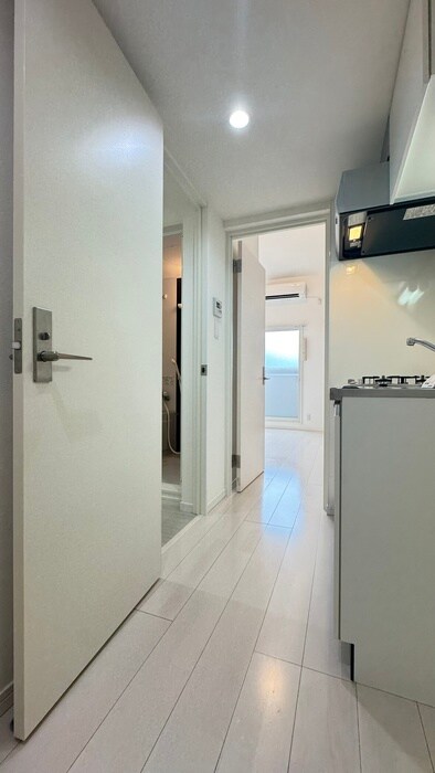 物件内観写真15　(廊下)