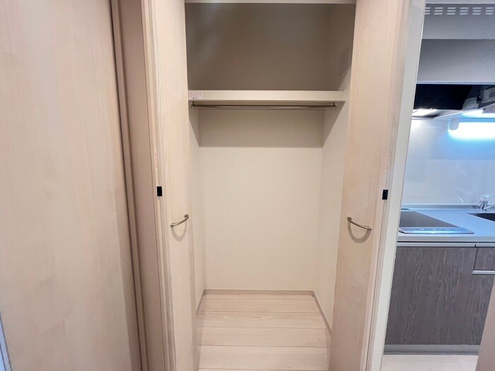 物件内観写真12　(収納)