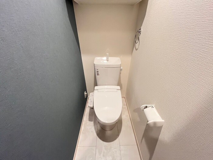 物件内観写真17　(トイレ)