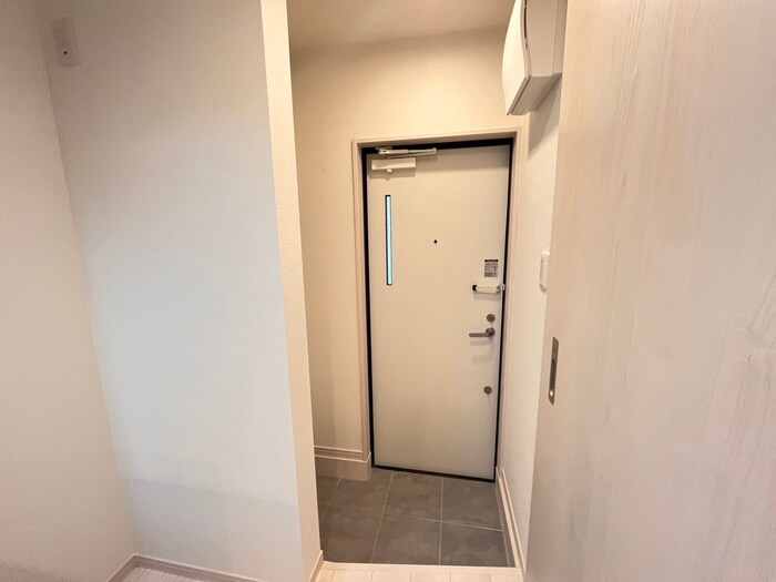 物件内観写真20　(玄関)