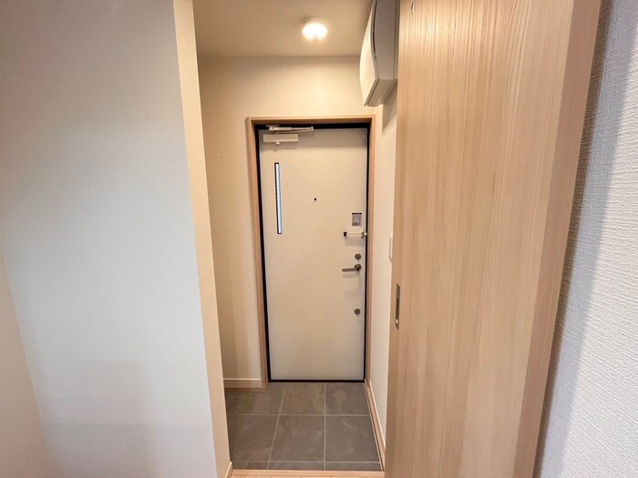 物件内観写真20　(玄関)