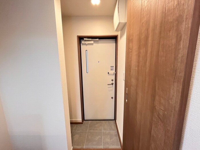 物件内観写真20　(玄関)