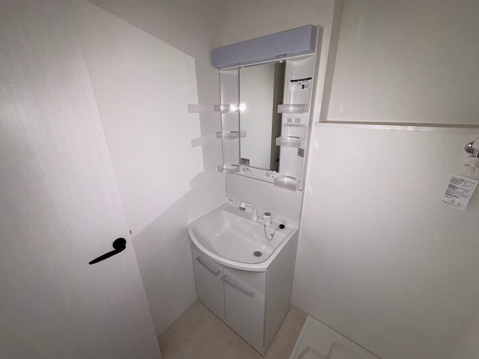 物件内観写真12　(洗面)