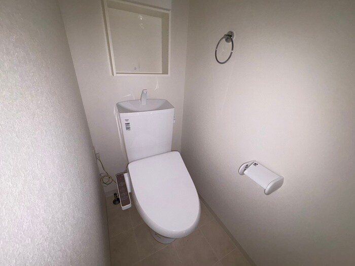 物件内観写真13　(トイレ)
