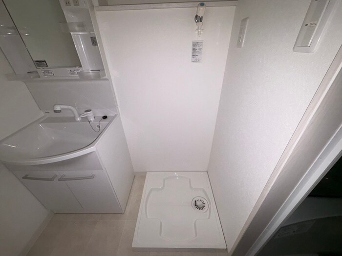 物件内観写真14　(洗濯機置場)