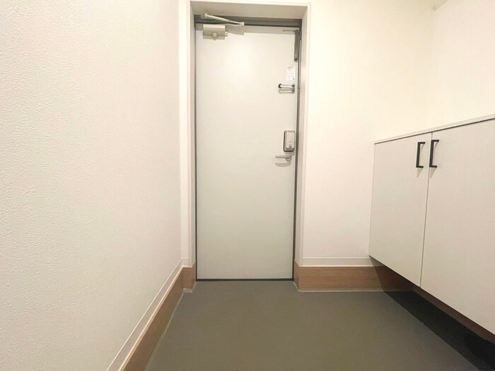 物件内観写真20　(玄関)