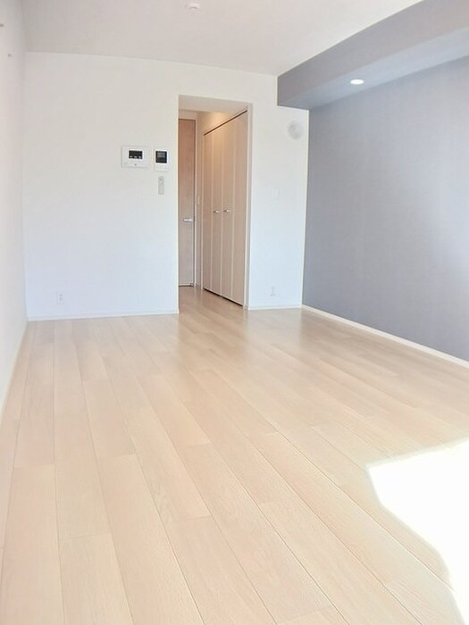 物件内観写真4　(居室)