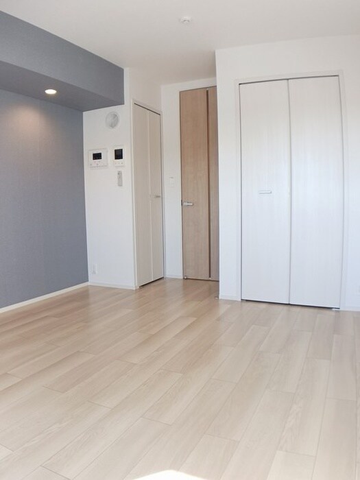 物件内観写真4　(居室)