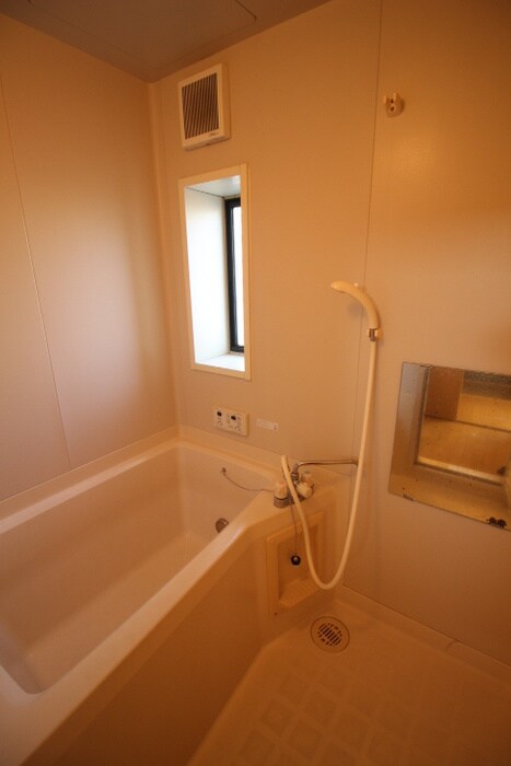 物件内観写真10　(バス／シャワールーム等)