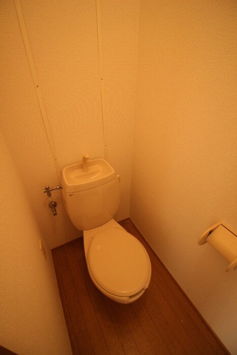 物件内観写真12　(トイレ)