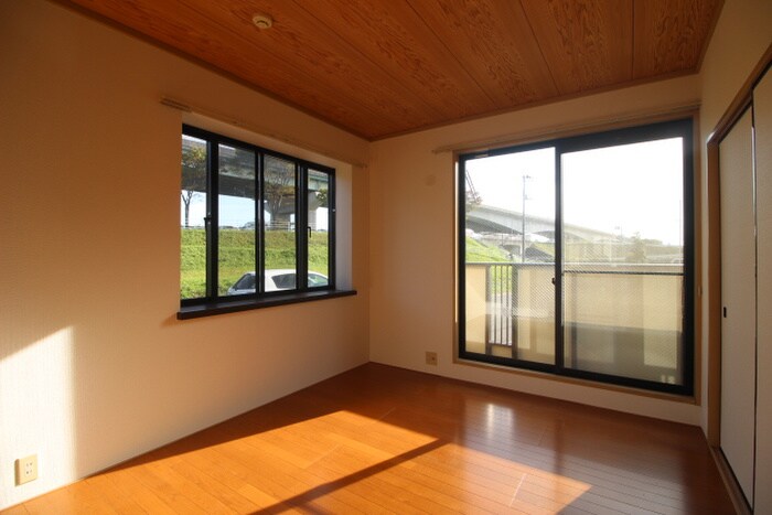 物件内観写真21　(居室)