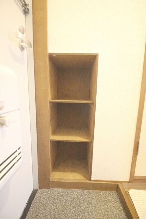 物件内観写真10　(靴箱)