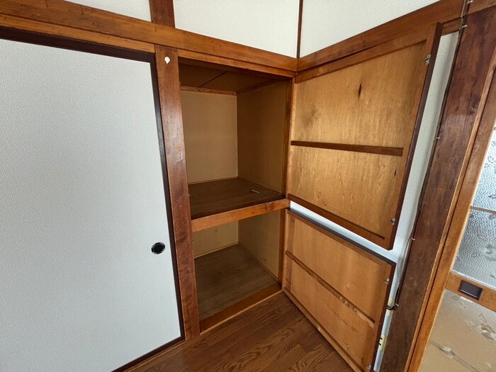 物件内観写真16　(収納)