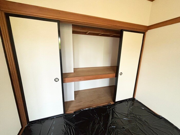 物件内観写真10　(収納)