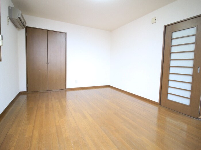 物件内観写真21　(居室)