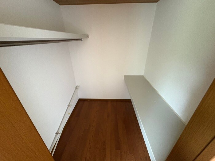 物件内観写真9　(収納)