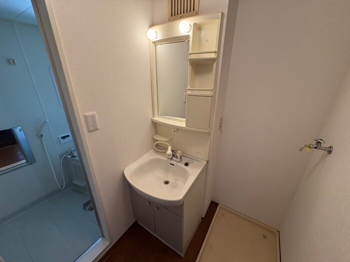 物件内観写真11　(洗面)