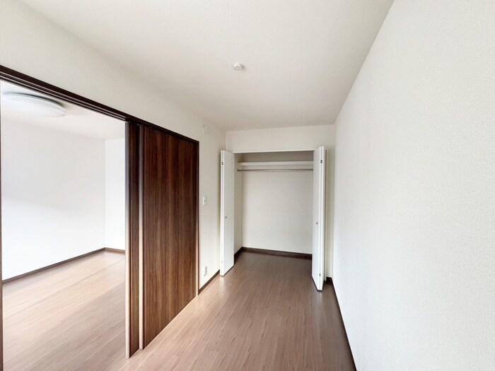 物件内観写真17　(居室)