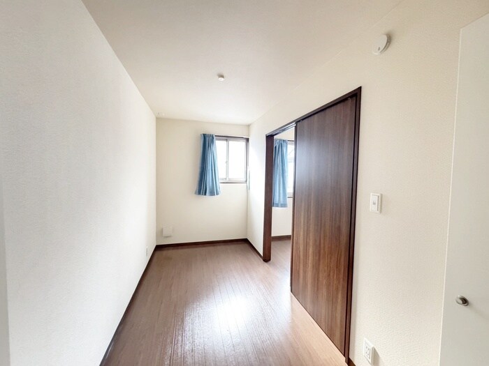 物件内観写真19　(居室)