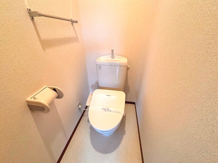 物件内観写真15　(トイレ)