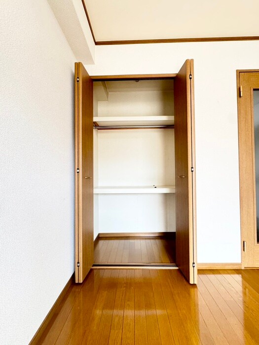 物件内観写真18　(収納)