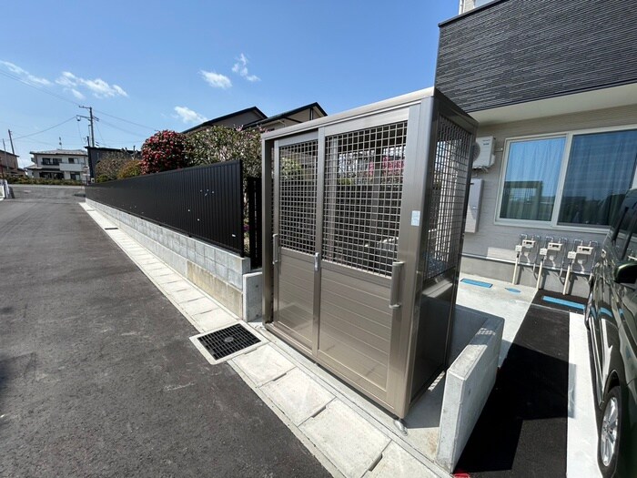 物件外観写真4　(建物設備)