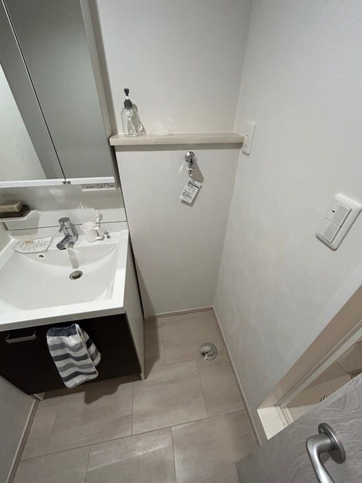 物件内観写真15　(洗濯機置場)