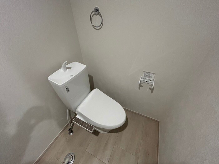 物件内観写真15　(トイレ)