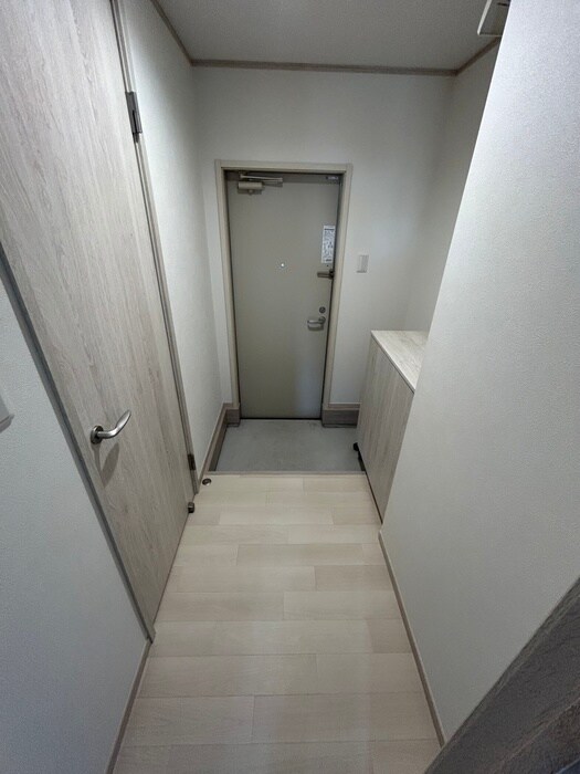 物件内観写真16　(廊下)