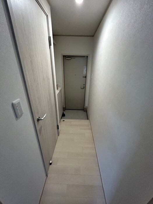 物件内観写真17　(廊下)