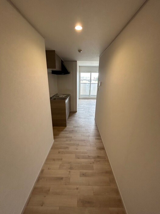 物件内観写真18　(廊下)