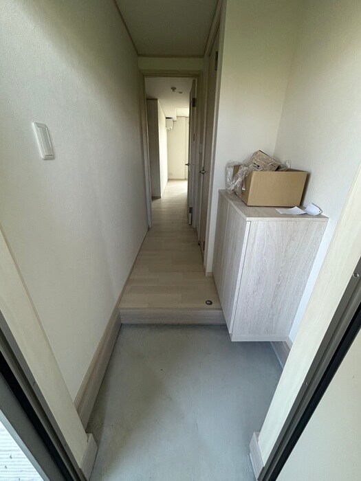 物件内観写真18　(玄関)
