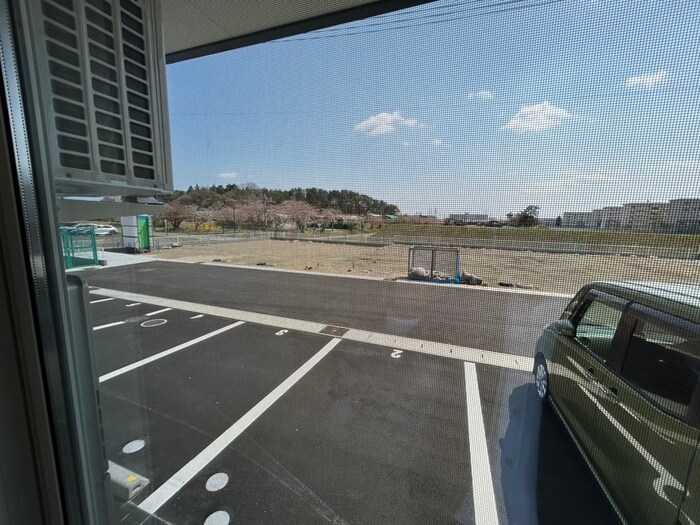 物件内観写真20　(室内からの展望)