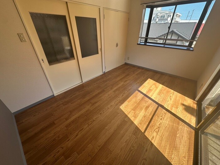 物件内観写真9　(居室)