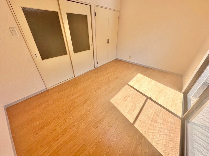 物件内観写真9　(居室)