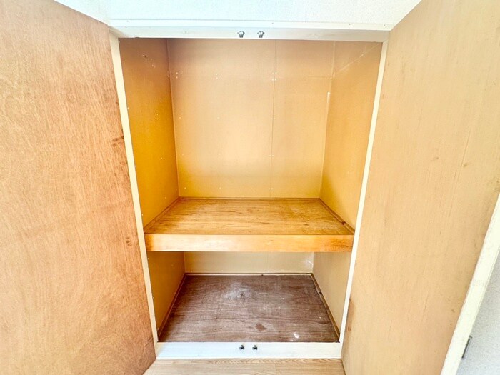 物件内観写真10　(収納)