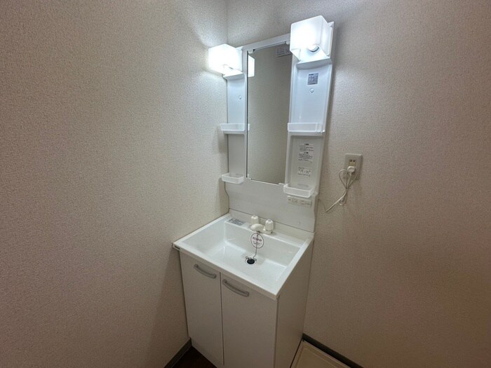 物件内観写真13　(洗面)