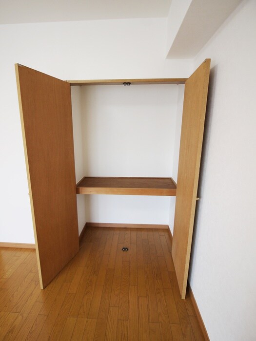 物件内観写真11　(収納)