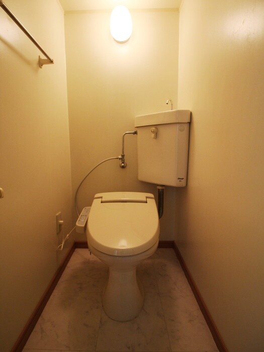 物件内観写真15　(トイレ)