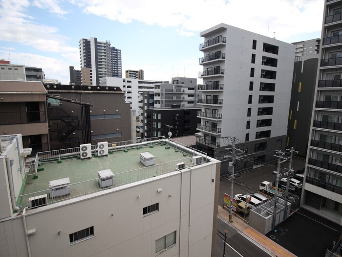 物件内観写真21　(室内からの展望)