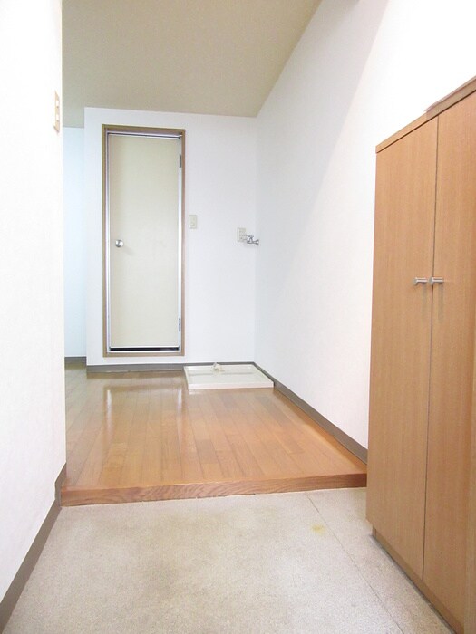 物件内観写真21　(玄関)