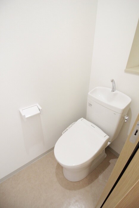 物件内観写真13　(トイレ)