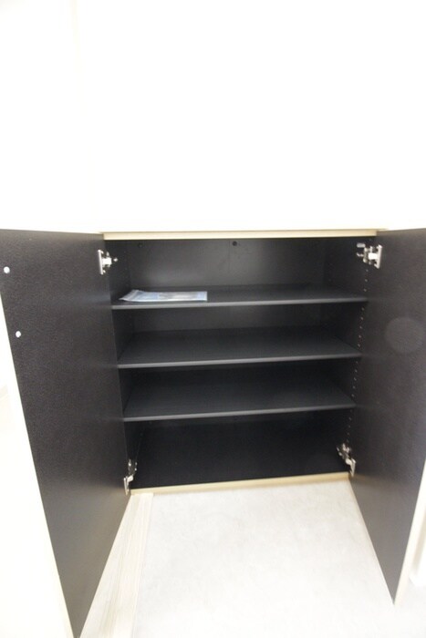 物件内観写真15　(靴箱)