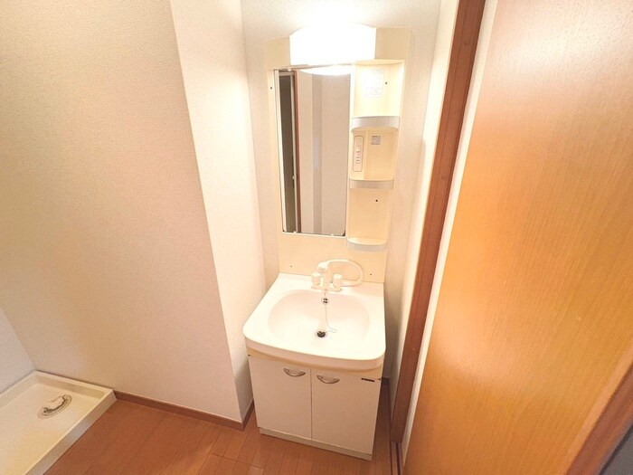 物件内観写真15　(洗面)