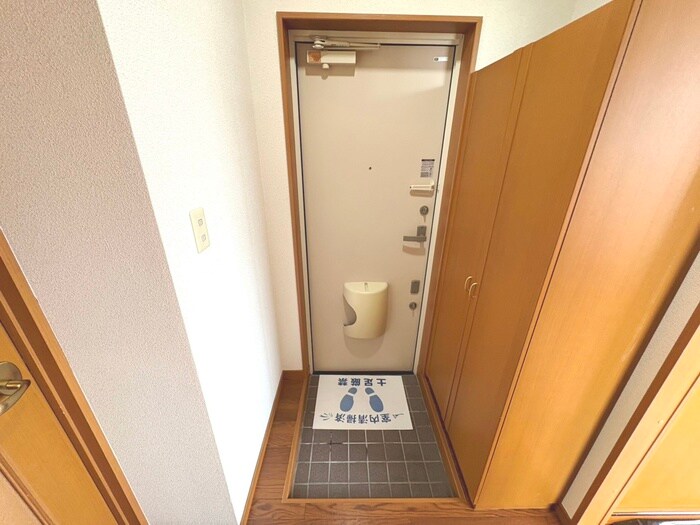 物件内観写真20　(玄関)