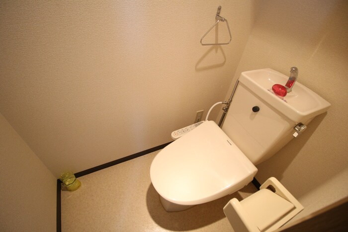 物件内観写真10　(トイレ)