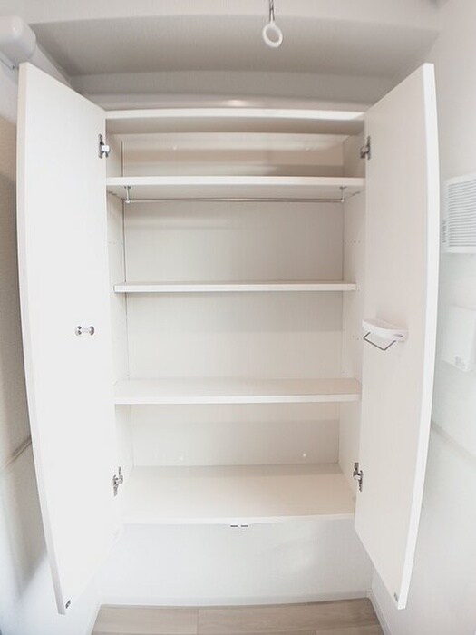 物件内観写真12　(靴箱)