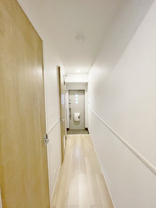 物件内観写真15　(玄関)